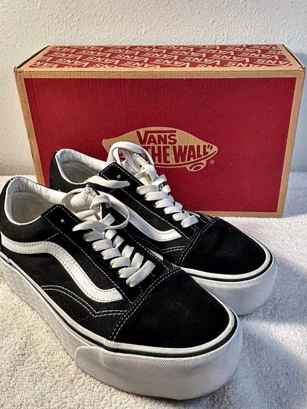 Vans Old Skool Platform Black White Sneakers Women’s 9 Men’s 7.5 w/ Box